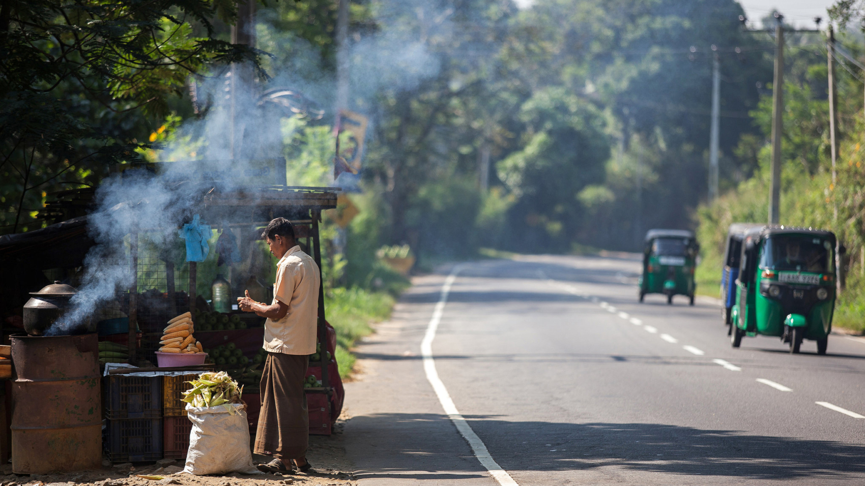 20150329SRILANKA-slide-MEFO-superJumbo